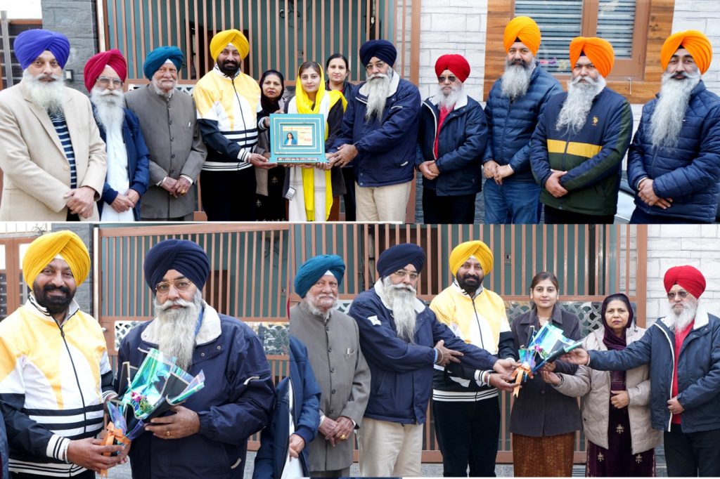 ਅਹਿਮਦਗੜ੍ਹ ਵਿਖੇ ਸਾਹਿਤ ਕਲਾ ਮੰਚ ਵੱਲੋਂ ਪ੍ਰੀਤ ਹੀਰ ਦਾ “ਪੰਜਾਬ ਦੀ ਧੀ ਪੁਰਸਕਾਰ” ਨਾਲ ਸਨਮਾਨ