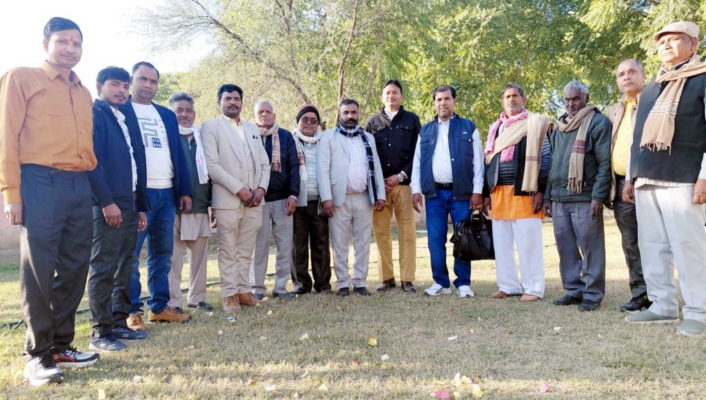 ਬੁੱਧ ਵਿਹਾਰ ਵਿਖੇ ਸ਼ਾਕਿਆਮੁਨੀ ਗੌਤਮ ਬੁੱਧ ਦੀ ਮੂਰਤੀ ਸਥਾਪਿਤ ਕਰਨ ਸਬੰਧੀ ਮੀਟਿੰਗ ਦੌਰਾਨ ਵਿਚਾਰਾਂ