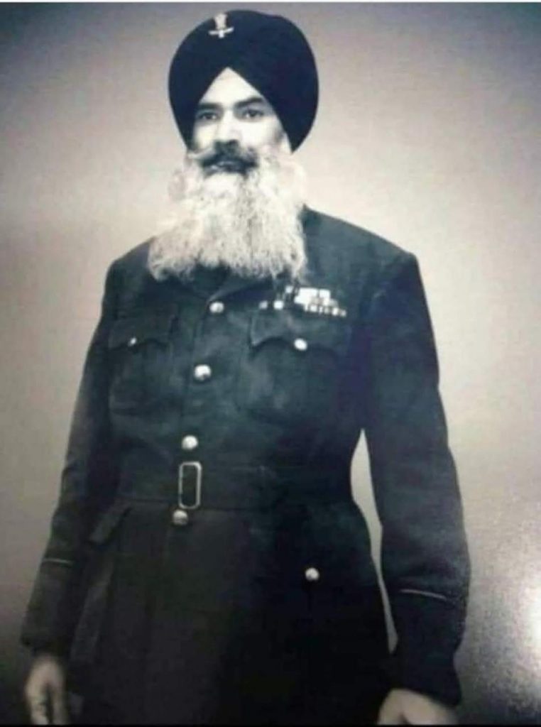 ਗੁਰੂ ਗੋਬਿੰਦ ਸਿੰਘ ਜੀ ਨੂੰ ਇੱਕ ਭੁਲੱਕੜ ਦੇਸ਼ ਭਗਤ ਕਹਿਣ’ ਤੇ ਭਾਈ ਜਗਤ ਸਿੰਘ ਉਰਫ ਭਾਈ ਤਜਿੰਦਰ ਸਿੰਘ ਨੇ ਭਰੀ ਸਭਾ ਦੇ ਵਿੱਚ ਮਹਾਤਮਾ ਗਾਂਧੀ ਨੂੰ ਥੱਪੜ ਕਢ ਮਾਰਿਆ