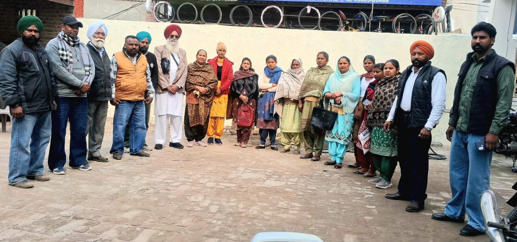 ਨਰੇਗਾ ਰੁਜ਼ਗਾਰ ਪ੍ਰਾਪਤ ਯੂਨੀਅਨ (ਰਜਿ) ਫ਼ਰੀਦਕੋਟ ਨੇ ਬੁਲਾਈ ਵੱਖ ਵੱਖ ਪਿੰਡਾਂ ਦੇ ਮੇਟਾਂ ਦੀ ਮੀਟਿੰਗ ।