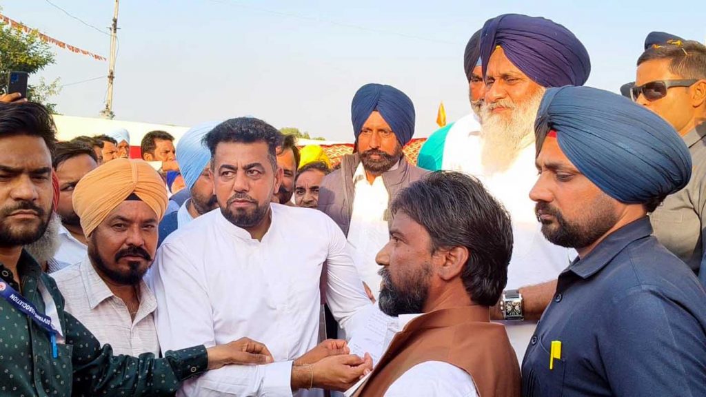 ਦਿਵਿਆਂਗ ਮੋਰਚੇ ਨੇ ਆਪਣੀਆਂ ਮੰਗਾਂ ਲਈ ਸੁਖਬੀਰ ਸਿੰਘ ਬਾਦਲ ਨਾਲ ਕੀਤੀ ਮੀਟਿੰਗ