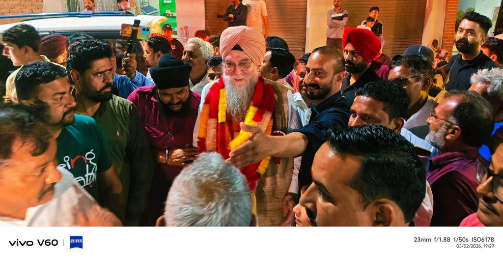 ਸਪੀਕਰ ਸੰਧਵਾਂ ਨੇ ਫੈਕਟਰੀ ਰੋਡ ਨੇੜੇ ਰੇਲਵੇ ਫਾਟਕ ਸੜਕ ਦਾ ਕੰਮ ਸ਼ੁਰੂ ਕਰਵਾਇਆ