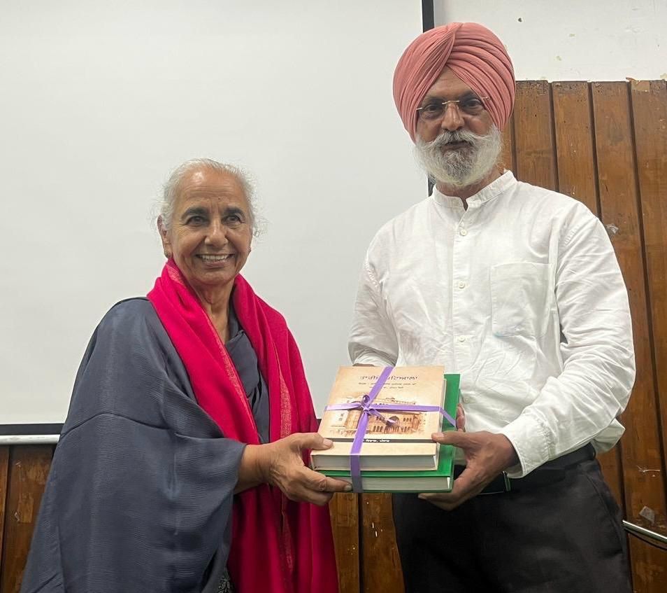 ਭਾਸ਼ਾ ਵਿਭਾਗ ਪੰਜਾਬ ਵੱਲੋਂ ਮਹੀਨਾਵਾਰ ‘ਪੁਸਤਕ ਬੈਠਕ’ ਦਾ ਆਯੋਜਨ