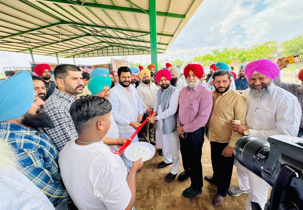 ਕੈਬਨਿਟ ਮੰਤਰੀ ਹਰਦੀਪ ਸਿੰਘ ਮੁੰਡੀਆਂ ਨੇ ਸਾਹਨੇਵਾਲ ਦੀ ਅਨਾਜ ਮੰਡੀ ’ਚ ਕਣਕ ਦੀ ਖ਼ਰੀਦ ਸ਼ੁਰੂ ਕਰਵਾਈ*