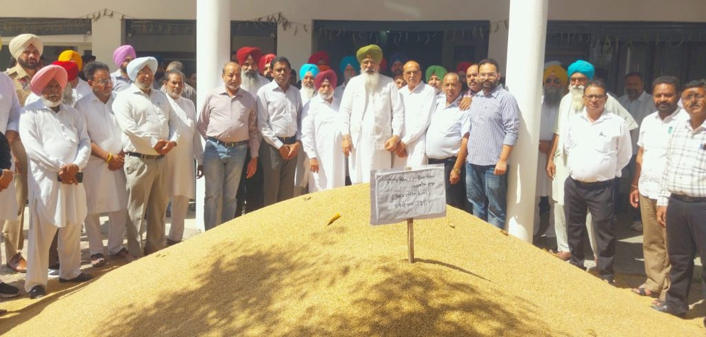 ਵਿਧਾਇਕ ਸੇਖੋਂ ਨੇ ਦਾਣਾ ਮੰਡੀ ਵਿੱਚ ਕਣਕ ਦੀ ਸਰਕਾਰੀ ਖਰੀਦ ਕਰਵਾਈ ਸ਼ੁਰੂ