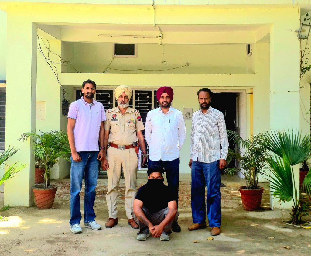 ਪੁਲਿਸ ਨੇ ਵੱਡੀ ਵਾਰਦਾਤ ਨੂੰ ਨਾਕਾਮ ਕਰਦਿਆਂ 1 ਦੋਸ਼ੀ ਨੂੰ ਨਜਾਇਜ ਅਸਲੇ ਸਮੇਤ ਕੀਤਾ ਕਾਬੂ