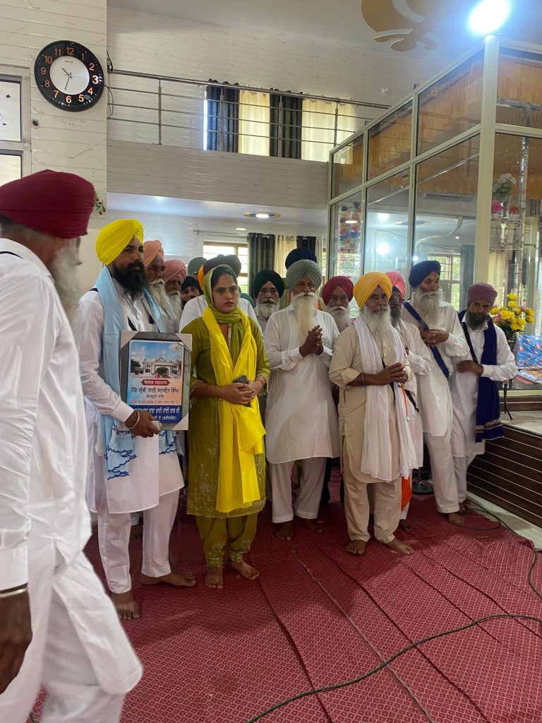 ਭਾਈ ਰਣਜੀਤ ਸਿੰਘ ਜੀ ਨੂੰ ਸੇਵਾਮੁਕਤ ਹੋਣ ‘ਤ‌ੇ ਕੀਤਾ ਗਿਆ ਸਨਮਾਨਿਤ