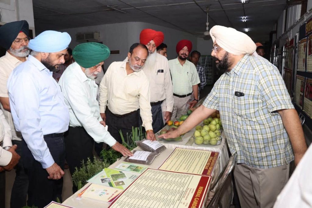 ਪੀ ਏ ਯੂ ਵਿਖੇ ਪਾਣੀ ਅਤੇ ਭੂਮੀ ਸੰਭਾਲ ਅਧਿਕਾਰੀਆਂ ਦੀ ਗੋਸ਼ਟੀ ਵਿਚ ਸਰੋਤਾਂ ਦੀ ਸੰਭਾਲ ਬਾਰੇ ਵਿਚਾਰਾਂ ਹੋਈਆਂ