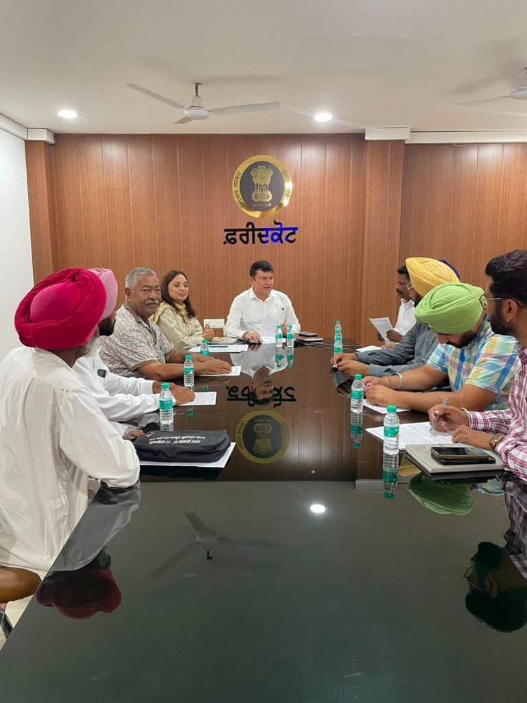 ਜ਼ਿਲ੍ਹਾ ਚੋਣ ਅਫ਼ਸਰ ਵੱਲੋਂ ਸਪੈਸ਼ਲ ਇੰਟੈਂਸਿਵ ਰਿਵੀਜ਼ਨ (ਐੱਸ.ਆਈ.ਆਰ.-2026) ਤਹਿਤ ਪੋਲਿੰਗ ਸਟੇਸ਼ਨਾਂ ਦੀ ਰੈਸ਼ਨਲਾਈਜ਼ੇਸ਼ਨ ਸਬੰਧੀ ਰਾਜਨੀਤਿਕ ਪਾਰਟੀਆਂ ਨਾਲ ਮੀਟਿੰਗ