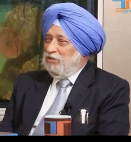 ਰੁਮਾਂਸਵਾਦ ਰਾਹੀਂ ਸਮਾਜਿਕ ਸਰੋਕਰਾਂ ਦਾ ਪਹਿਰੇਦਾਰ ਸ਼ਾਇਰ ਡਾ ਤਿ੍ਰਲੋਕ ਸਿੰਘ ਆਨੰਦ