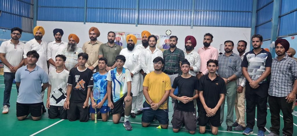 ਵਿਧਾਇਕ ਕੁਲਵੰਤ ਸਿੰਘ ਪੰਡੋਰੀ ਨੇ ਅਦਿੱਤਿਆ ਬੈਡਮਿੰਟਨ ਅਕੈਡਮੀ ਵਿਖੇ 70ਵੇਂ ਜ਼ਿਲ੍ਹਾ ਪੱਧਰੀ ਬੈਡਮਿੰਟਨ ਟੂਰਨਾਮੈਂਟ ਦਾ ਕੀਤਾ ਉਦਘਾਟਨ