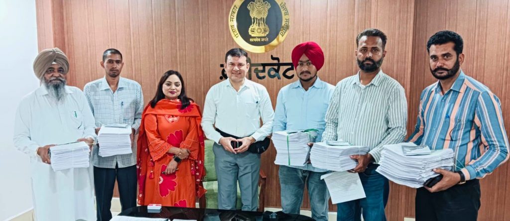 ਡਰਾਫਟ ਵੋਟਰ ਸੂਚੀ ਦੀ ਮੁੱਢਲੀ ਪ੍ਰਕਾਸ਼ਨਾ ਉਪਰੰਤ ਮਾਨਤਾ ਪ੍ਰਾਪਤ ਰਾਜਨੀਤਿਕ ਪਾਰਟੀਆਂ ਨੂੰ ਹਾਰਡ ਕਾਪੀ ਅਤੇ ਸਾਫਟ ਕਾਪੀ ਮੁਹੱਈਆ