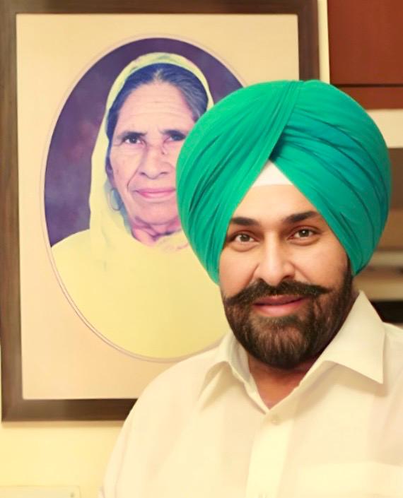 ਮੇਰੀ ਮਾਂ ਤਾਂ ਰੱਬ ਦੀ ਕਵਿਤਾ