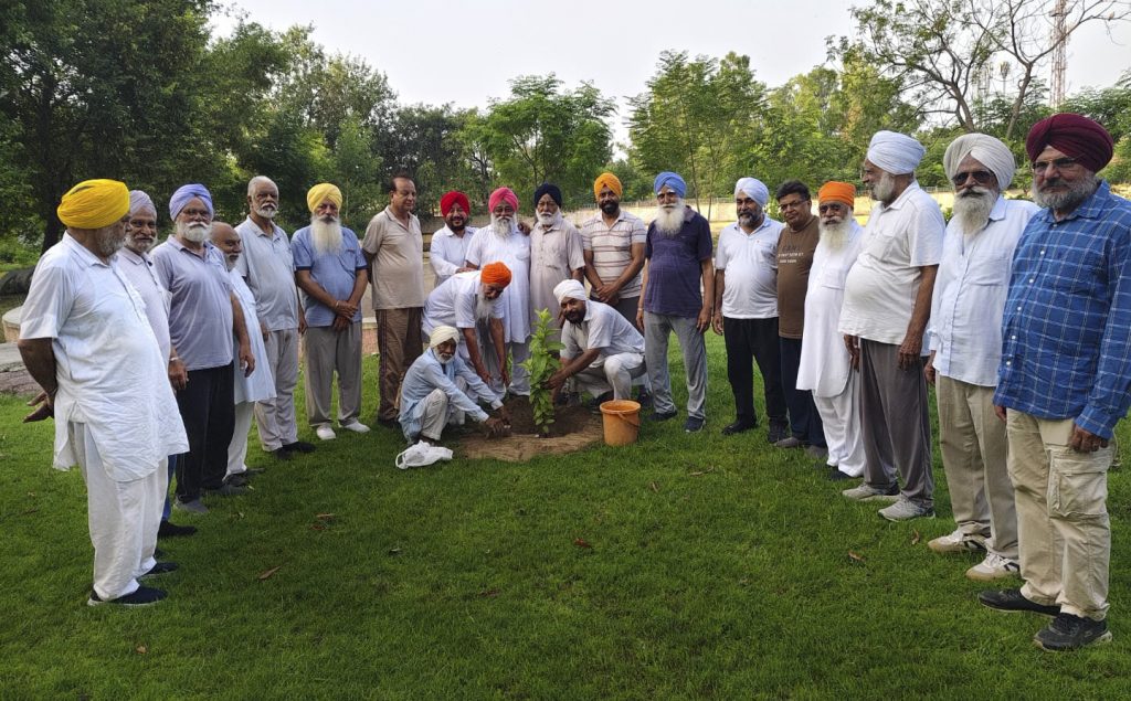 ਬਾਬਿਆਂ ਵੱਲੋਂ ਵਾਤਾਵਰਨ ਨੂੰ ਬਚਾਉਣ ਦੀ ਵਿੱਡੀ ਮੁਹਿੰਮ : ਪੁਰੀ