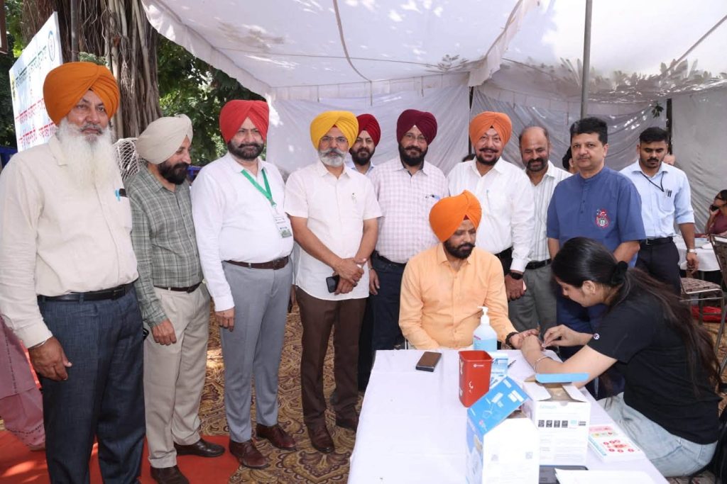 ਪੀ.ਏ.ਯੂ. ਅਤੇ ਡੀ ਐੱਮ ਸੀ ਲੁਧਿਆਣਾ ਨੇ ਕਿਸਾਨ ਮੇਲੇ ਦੌਰਾਨ ਹਜ਼ਾਰਾਂ ਕਿਸਾਨਾਂ ਦੀ ਸਿਹਤ ਦਾ ਮੁਆਇਨਾ ਕੀਤਾ