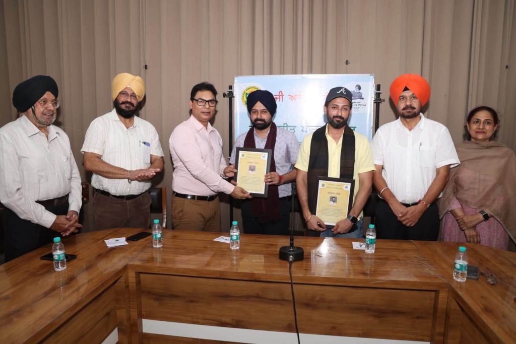 ਅੰਕੁਰ ਅਤੇ ਮਨਰਾਜ ਨੇ ‘ਪਾਤਰ ਦੇ ਪੁੱਤਰ ਹੋਣ ਦਾ ਅਹਿਸਾਸ’ ਦੌਰਾਨ ਆਪਣੇ ਪਿਤਾ ਦੀਆਂ ਯਾਦਾਂ ਸਾਂਝੀਆਂ ਕੀਤੀਆਂ