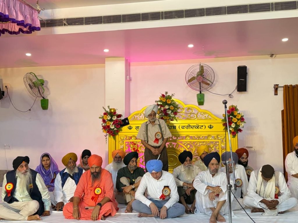 ਜਸਵਿੰਦਰ ਸਿੰਘ ਖਾਲਸਾ ਬਾਬਾ ਫਰੀਦ ਐਵਾਰਡ ਮਨੁੱਖਤਾ ਦੀ ਸੇਵਾ ਅਤੇ ਸੰਤ ਰਿਸ਼ੀ ਰਾਮ ਇੰਦਰਜੀਤ ਸਿੰਘ ਖ਼ਾਲਸਾ ਯਾਦਗਾਰੀ ਐਵਾਰਡ ਨਾਲ ਸਨਮਾਨਿਤ