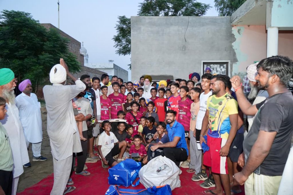 ਸਪੀਕਰ ਸੰਧਵਾਂ ਨੇ ਪਿੰਡ ਵਾੜਾਦਰਾਕਾ ਅਤੇ ਪਿੰਡ ਫਿੱਡੇ ਕਲਾਂ ਵਿਖੇ ਖੇਡ ਮੈਦਾਨਾਂ ਦਾ ਕੀਤਾ ਉਦਘਾਟਨ
