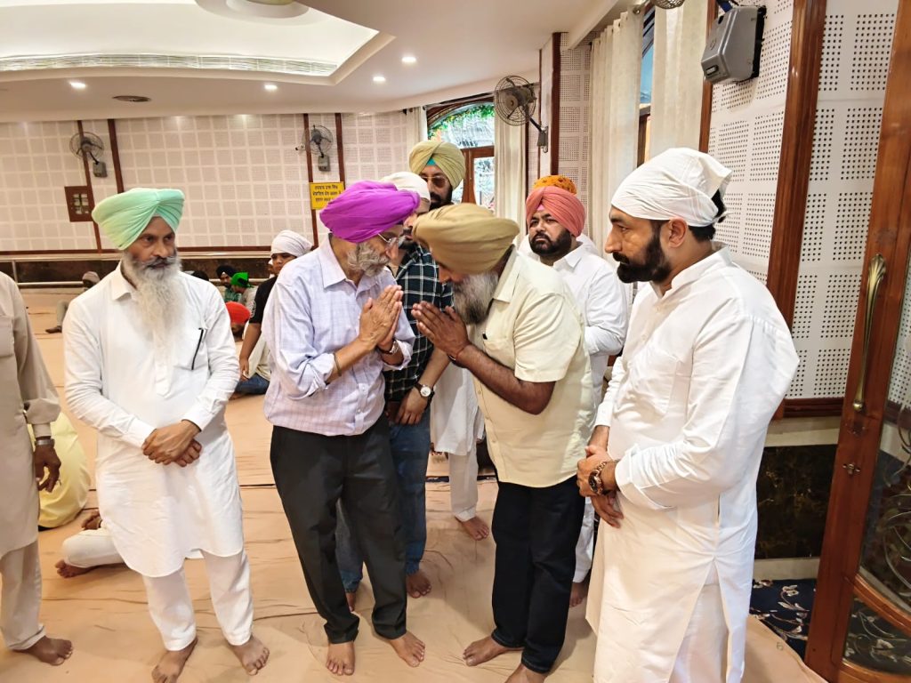 ਬਾਬਾ ਫ਼ਰੀਦ ਆਗਮਨ ਪੁਰਬ ਮੌਕੇ ਟਿੱਲਾ ਬਾਬਾ ਫ਼ਰੀਦ ਜੀ ਵਿਖੇ ਵਿਧਾਇਕ ਪਰਗਟ ਸਿੰਘ ਹੋਏ ਨਤਮਸਤਕ