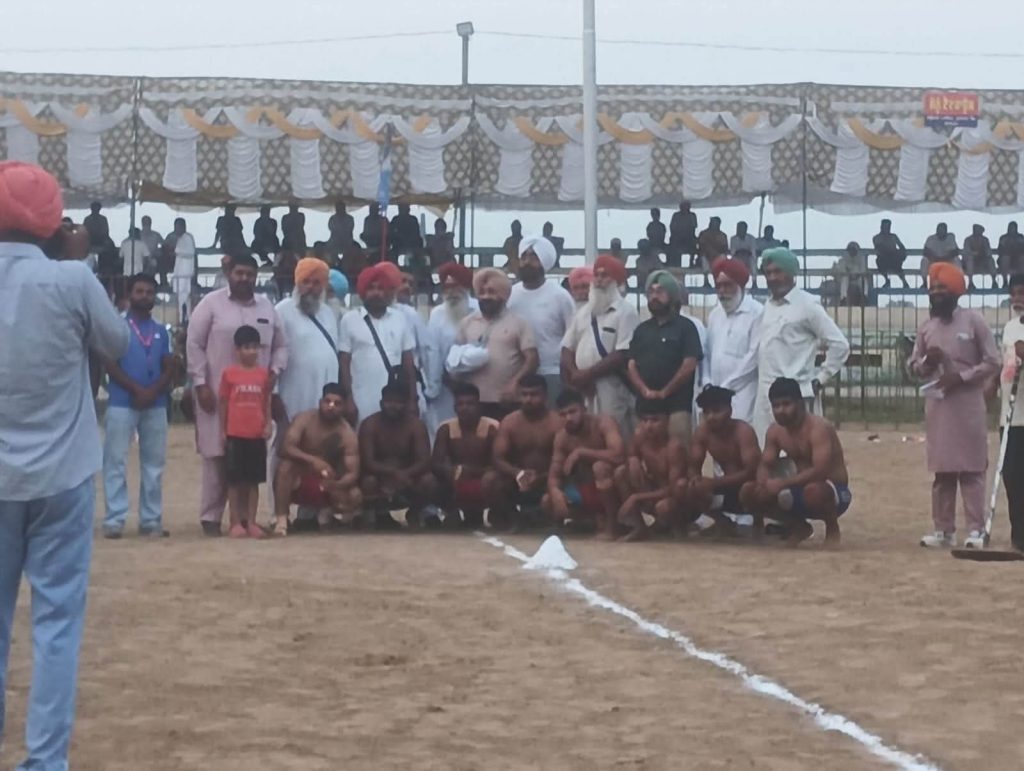 ​ਪਿੰਡ ਢੀਮਾਂਵਾਲੀ ਵਿਖੇ ਬਾਬਾ ਫੱਕਰਦਾਸ ਮੇਲੇ ਮੌਕੇ ਸ਼ਾਨਦਾਰ ਕਬੱਡੀ ਟੂਰਨਾਮੈਂਟ ਕਰਵਾਇਆ